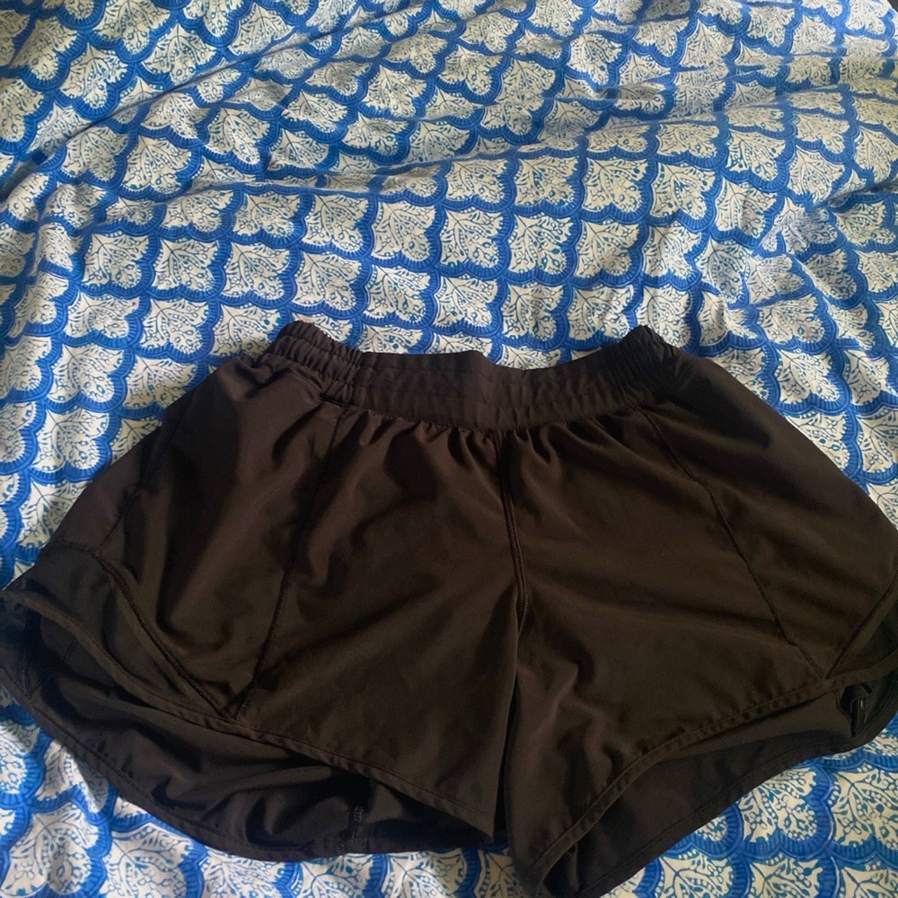 Black lululemon hotty hot shorts tall